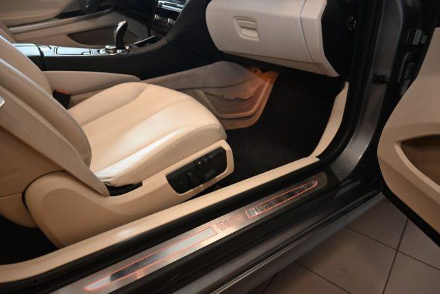 BMW 640 i CABRIO FUTURA AUTO NAVI 19"FULL PELLE TEL CRUISE