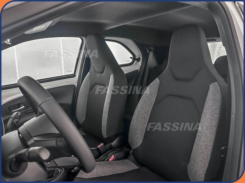 Toyota Aygo X Aygo X 1.0 VVT-i 72 CV 5 porte Active