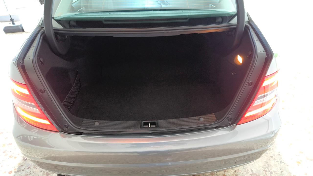 Mercedes-benz C 200 CDI BlueEFFICIENCY Executive