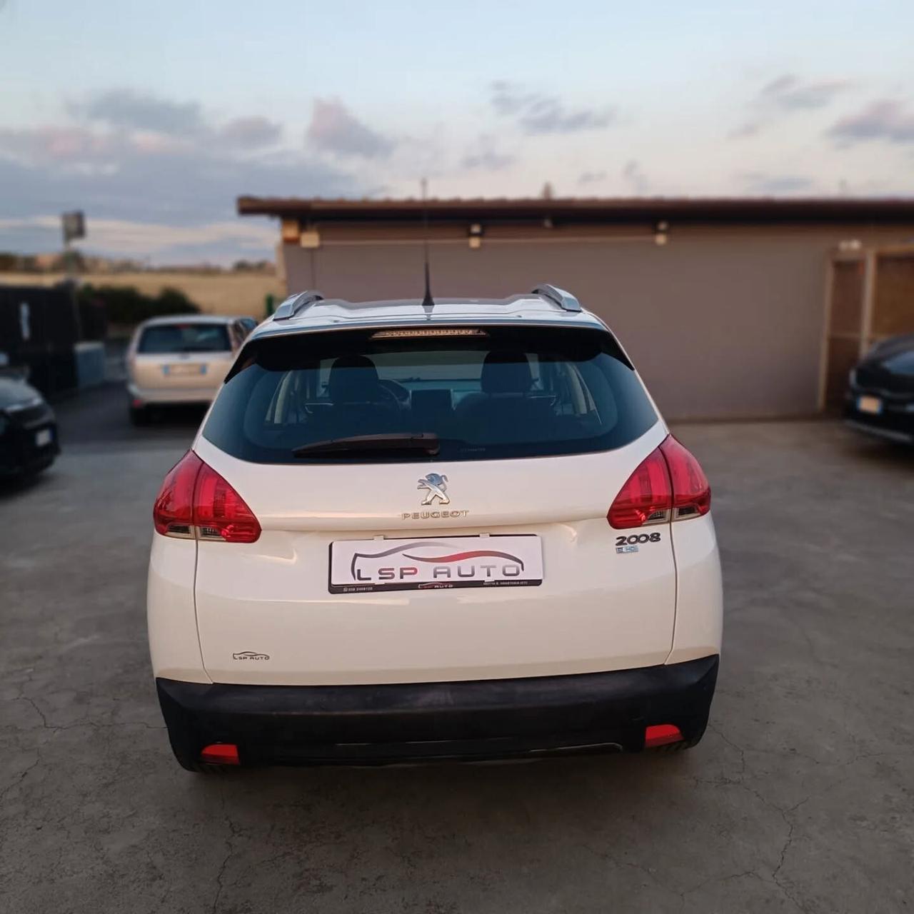 Peugeot 2008 1.6 HDI SOLI 111.000KM