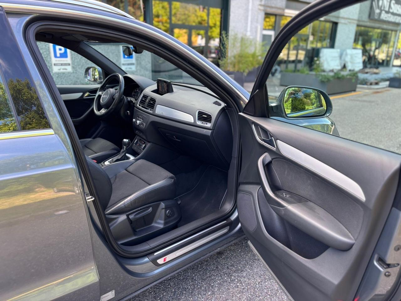 Audi Q3 2.0 TDI S-LINE 150 CV TETTO*quattro S tronic sport