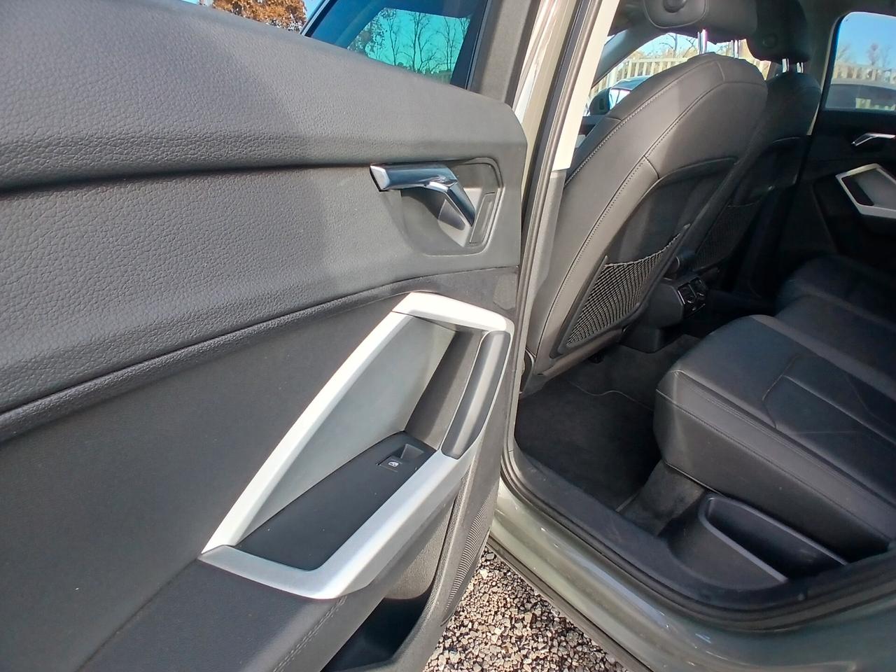 Audi Q3 SPB 35 TDI quattro S tronic S line edition