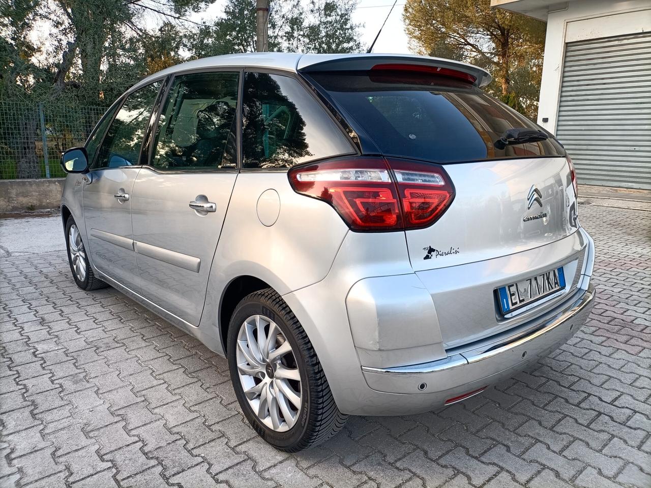 Citroen C4 Picasso 1.6 hdi Exclusive