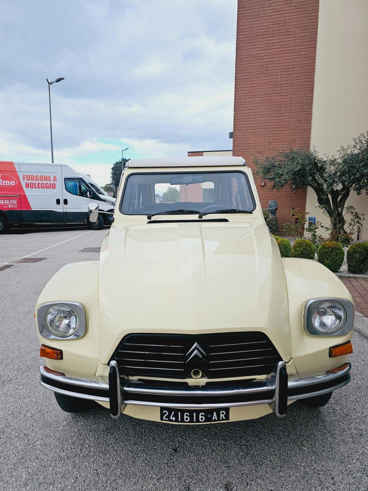 Citroen 2CV 6 Special Diane