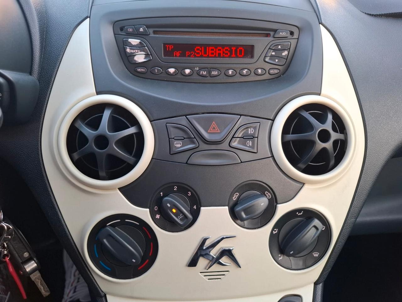 Ford Ka 1.2 benzina 2010 con SOLO 114.000 KM