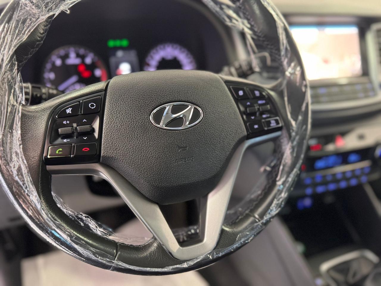 Hyundai Tucson 1.7 CRDi XPossible-UNICOPROPRIETARIO -GARANTITA-2017