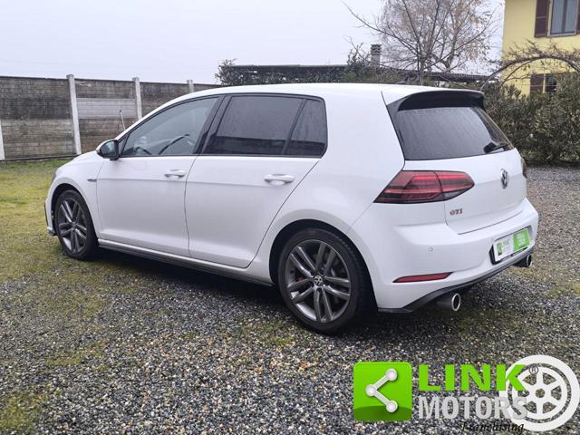 VOLKSWAGEN Golf GTI Performance 2.0 245 CV TSI DSG 5p.