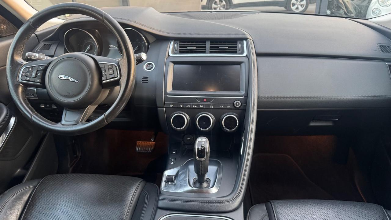 Jaguar E-Pace 2.0D 150 CV AWD aut. SE