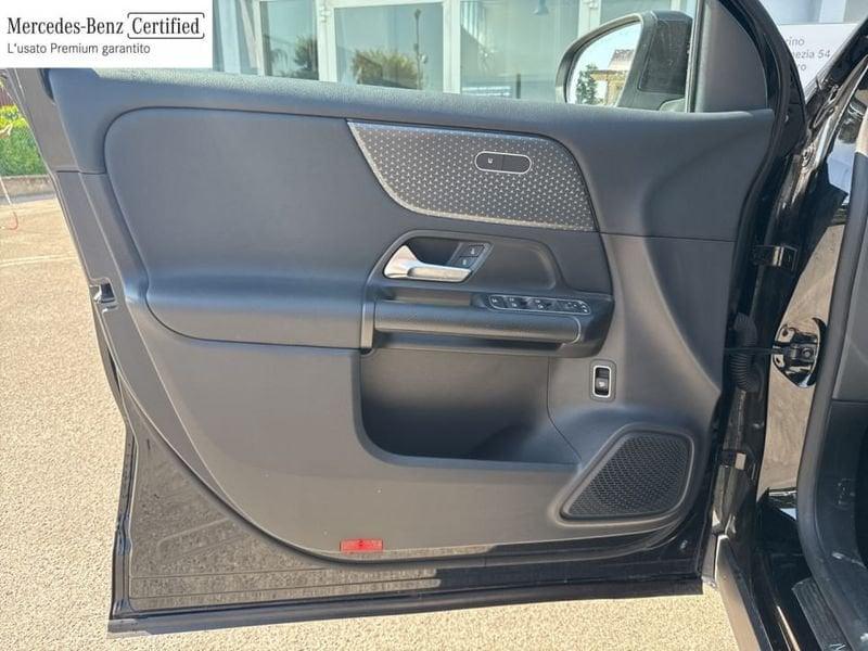 Mercedes-Benz GLA 180 D ADVANCED AUTO