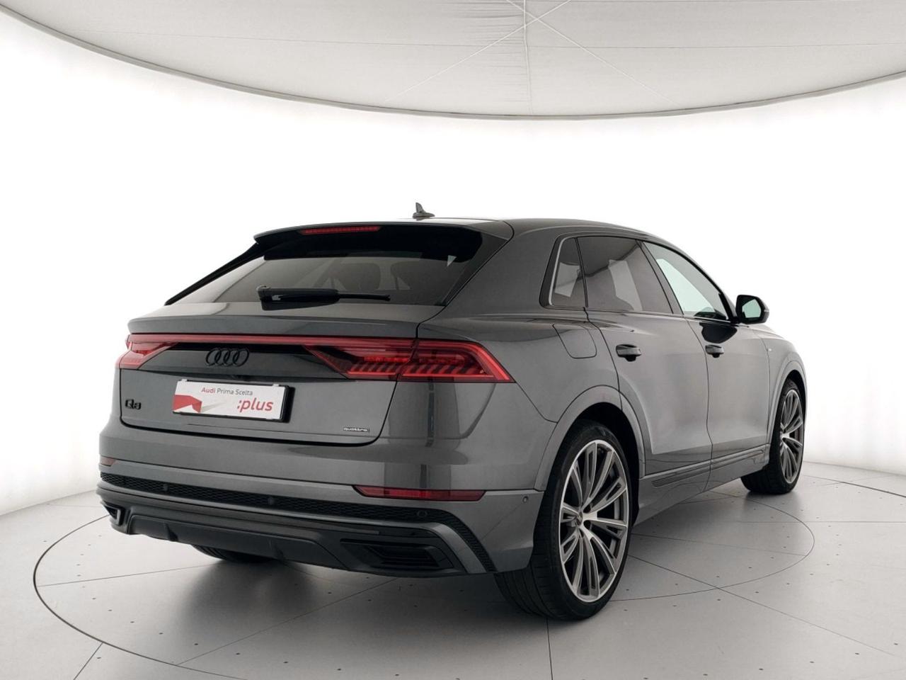 Audi Q8 55 3.0 tfsi mhev sport quattro tiptronic