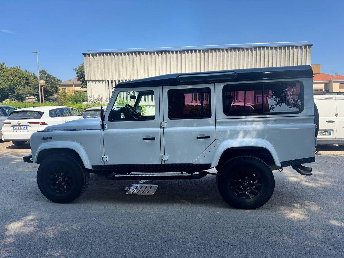 Land Rover Defender 130 110 2.2 td SW