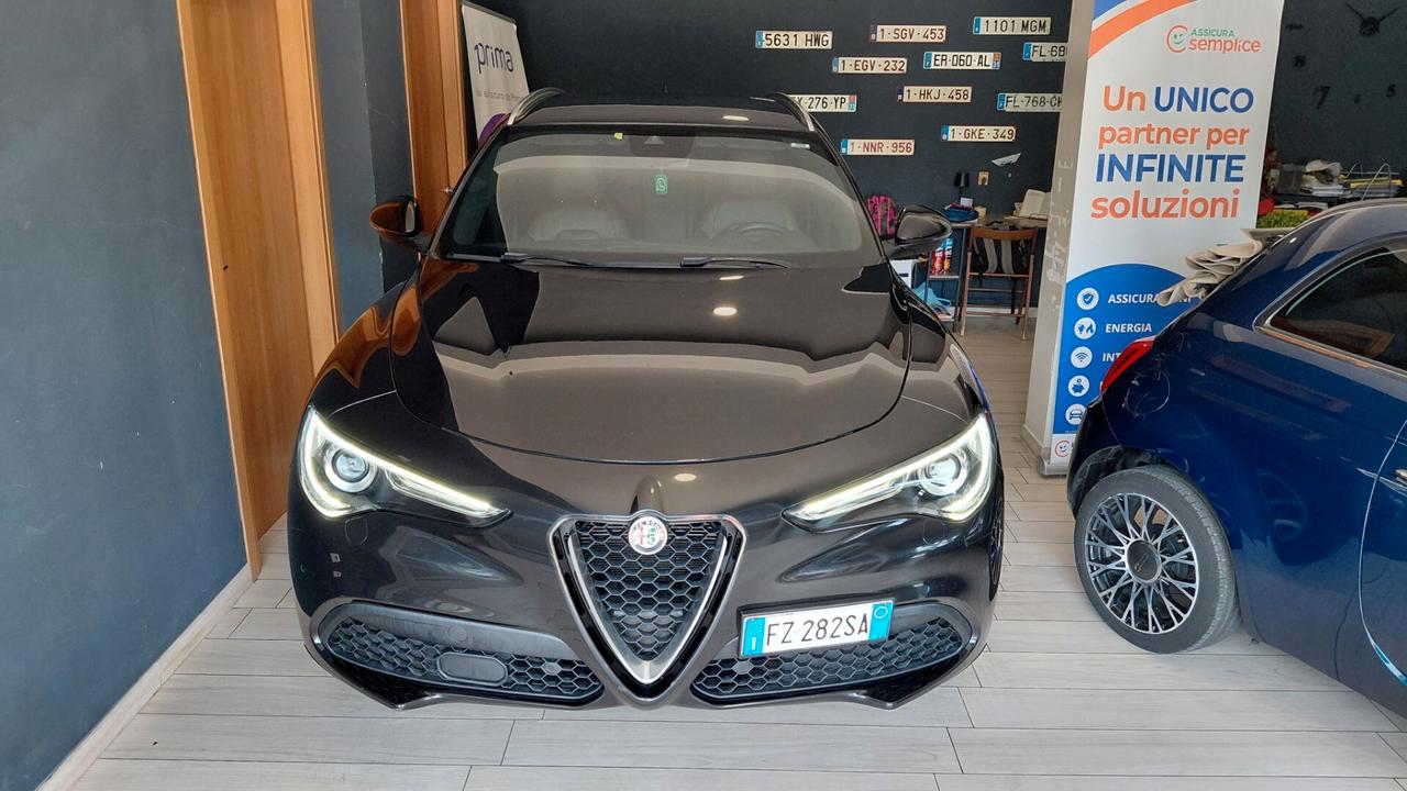 Alfa Romeo Stelvio 210 CV AT8 Q4 Unicopr Uff Italia
