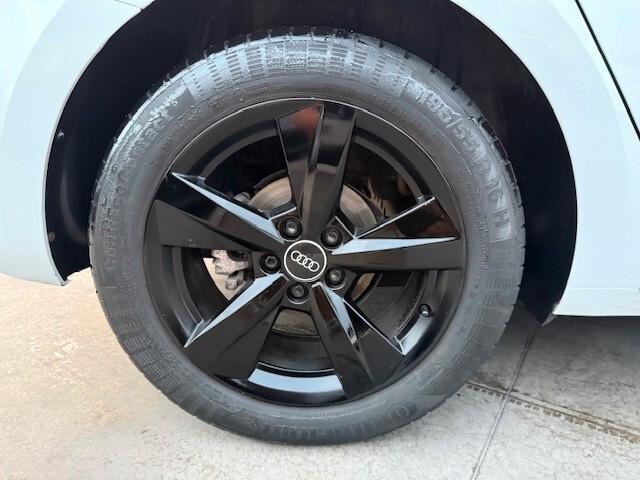 Audi A1 SPB 30 TFSI S tronic line edition