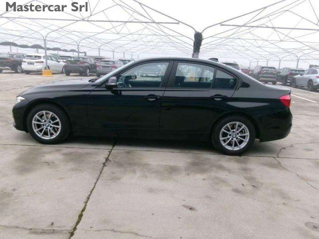 BMW 318 d 150cv Berlina Business Advantage auto - FM528BJ