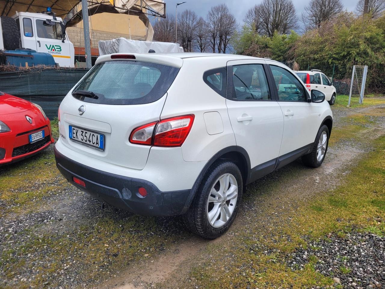 Nissan Qashqai 2.0 dCi DPF 4WD aut. Acenta