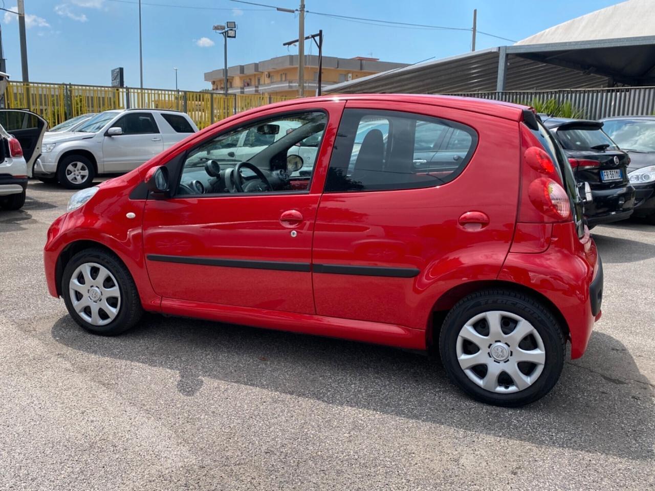 Peugeot 107 1.0 68CV 5p. Sweet Years