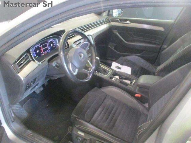 VOLKSWAGEN Passat Berlina 2.0 tdi SCR Executive 190cv dsg - GC157KR