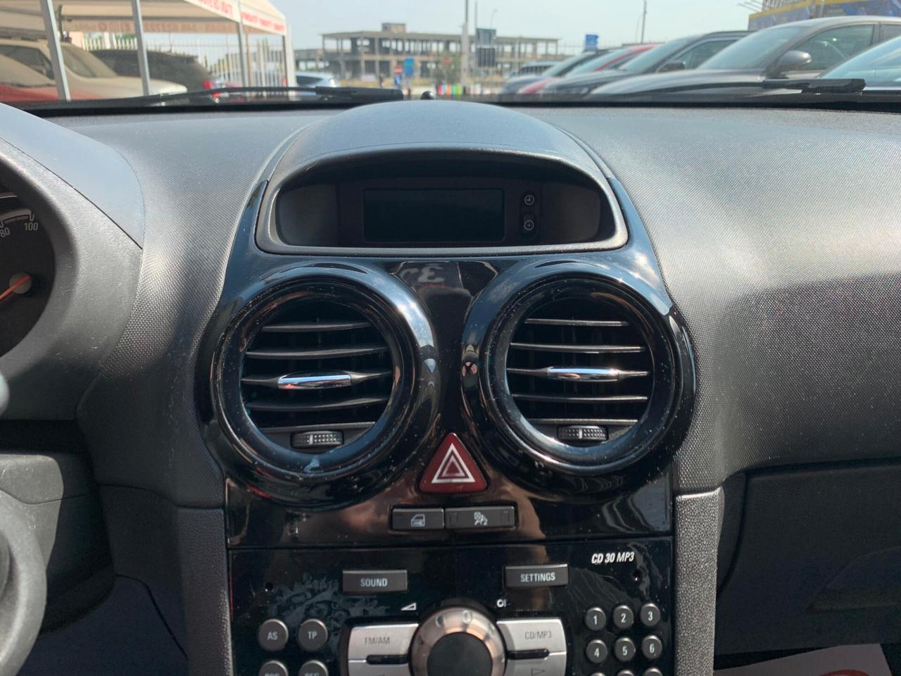 Opel Corsa 1.2 3 porte Club