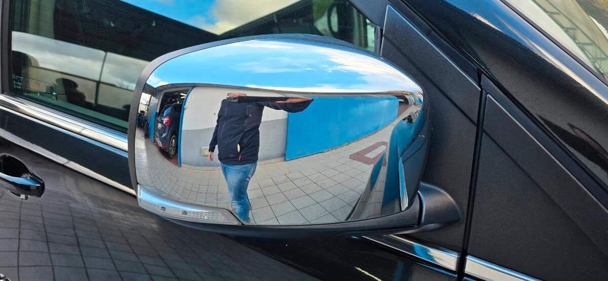 Lancia Voyager 2.8L Platinum 178cv auto *motore nuovo gar full*