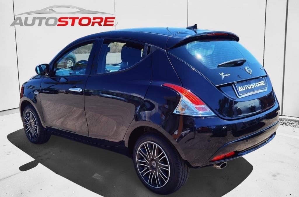 Lancia Ypsilon 1.0 FireFly 5 p. Hybrid Gold