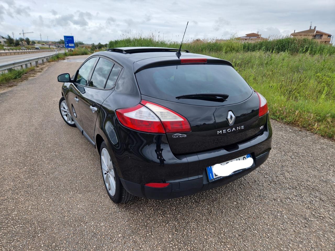 Renault Megane Mégane C-C 1.5 dCi 110CV EDC Luxe