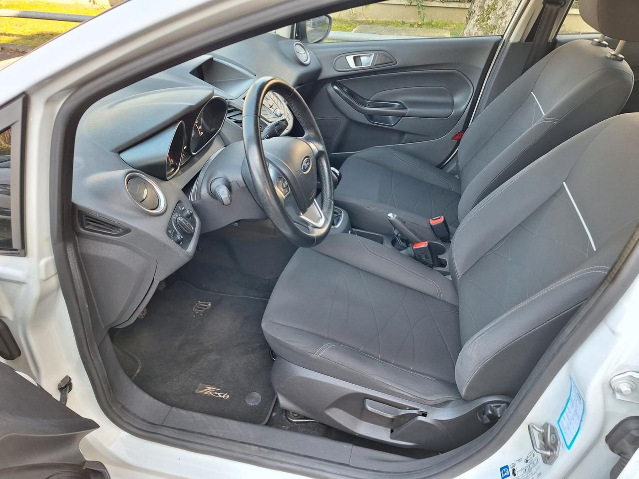 Ford Fiesta 1.4 5p. Bz.- GPL Titanium