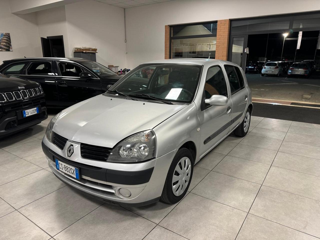 Renault Clio 1.2 BENZINA 5P NEOPATENTATI 2004