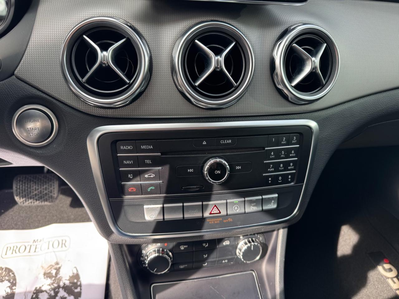 Mercedes-benz GLA 200 d Automatic Sport