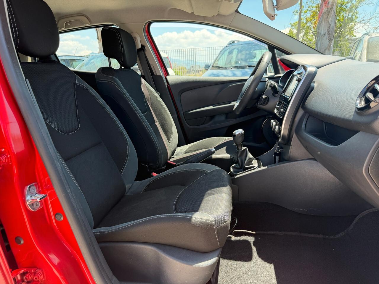 RENAULT CLIO ANNO 2017 1.5 DIESEL 90 CV