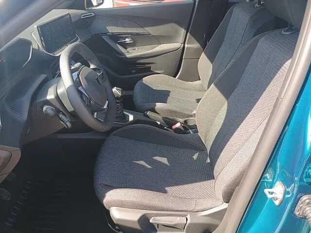 Peugeot 2008 1.2 PureTech 100cv STYLE KM ZERO