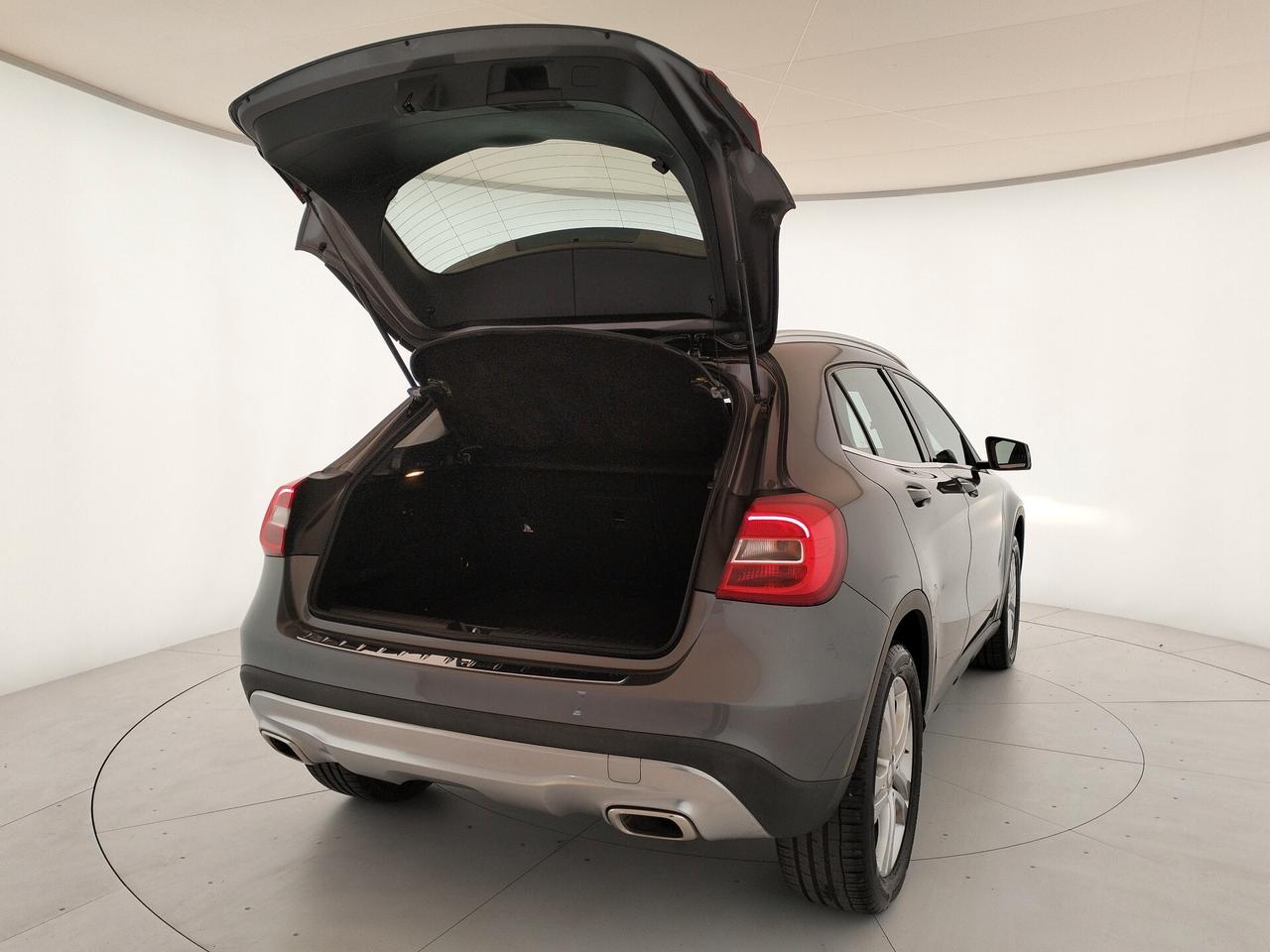 Mercedes-benz GLA 200 d Sport