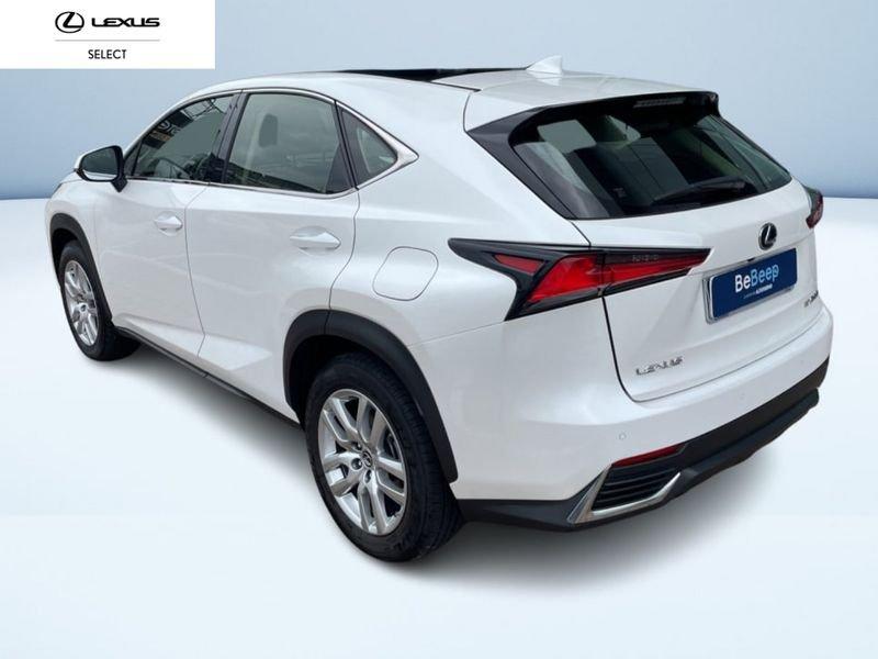Lexus NX 300H 2.5 PREMIUM 4WD CVT