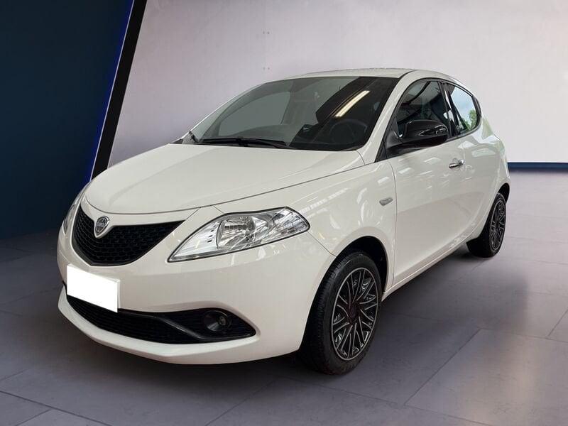 Lancia Ypsilon III 2015 1.0 hybrid Gold s&s 70cv