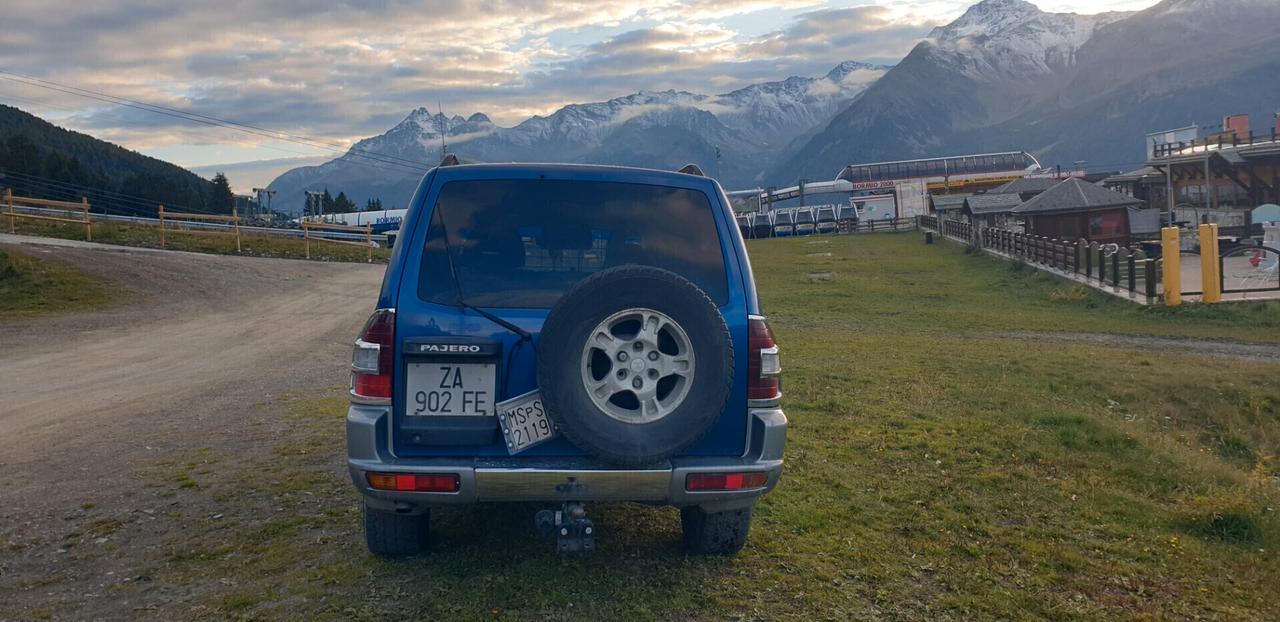 Mitsubishi Pajero 3.2 16V DI-D 5p. GLS2