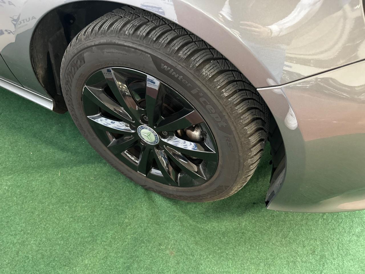 Mercedes-benz A 160 d Sport/2017/okneopatentati/