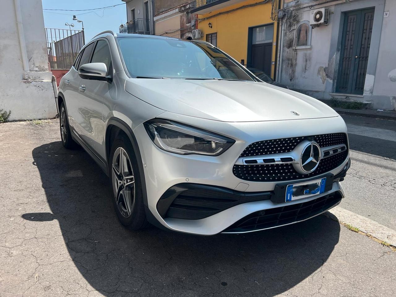 Mercedes-benz GLA 200 GLA 200 d Automatic Premium AMG Unico Proprietario
