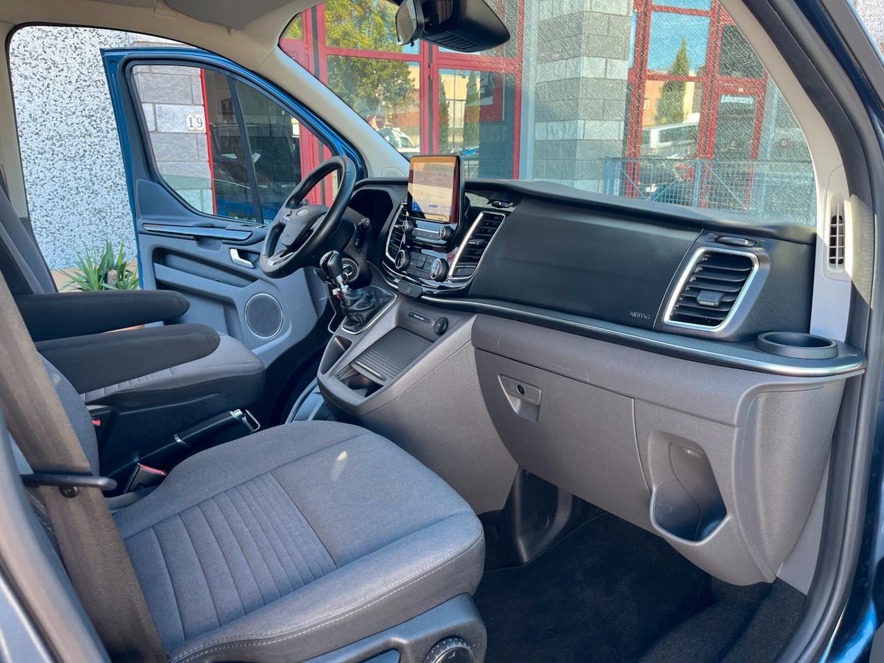 Ford Tourneo Custom 320 2.0 EcoBlue 150CV PC Titanium