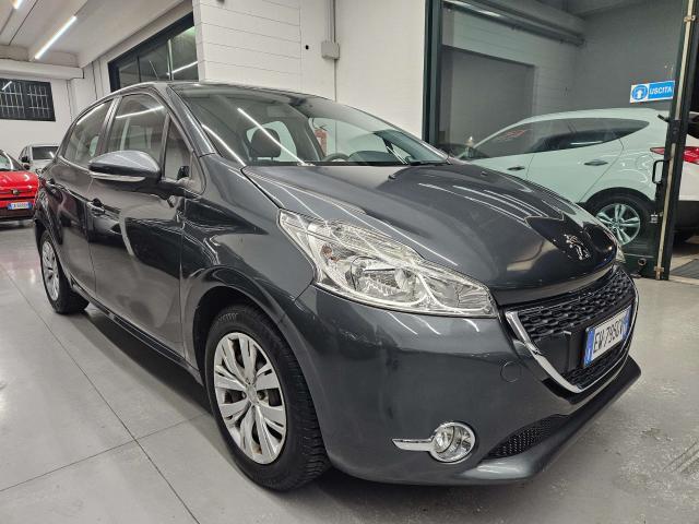 Peugeot 208 5p 1.4 hdi 8v Allure NEOPATENTATI