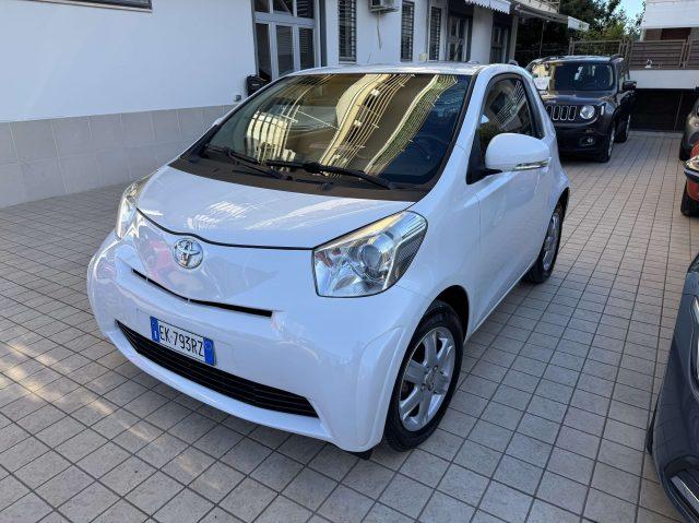 TOYOTA iQ 1.0 sol cvt