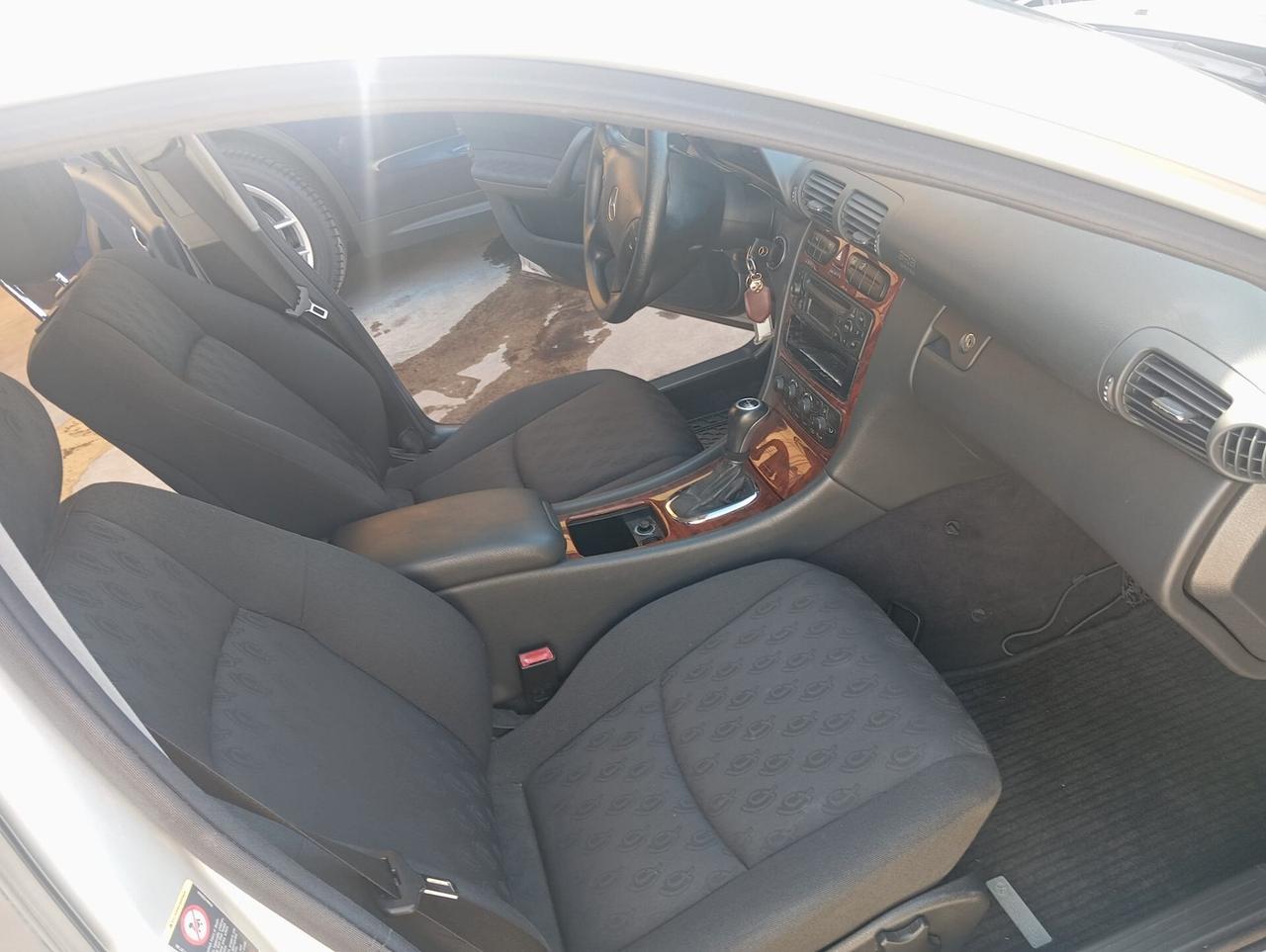 Mercedes-benz C 200 CDI cat Elegance