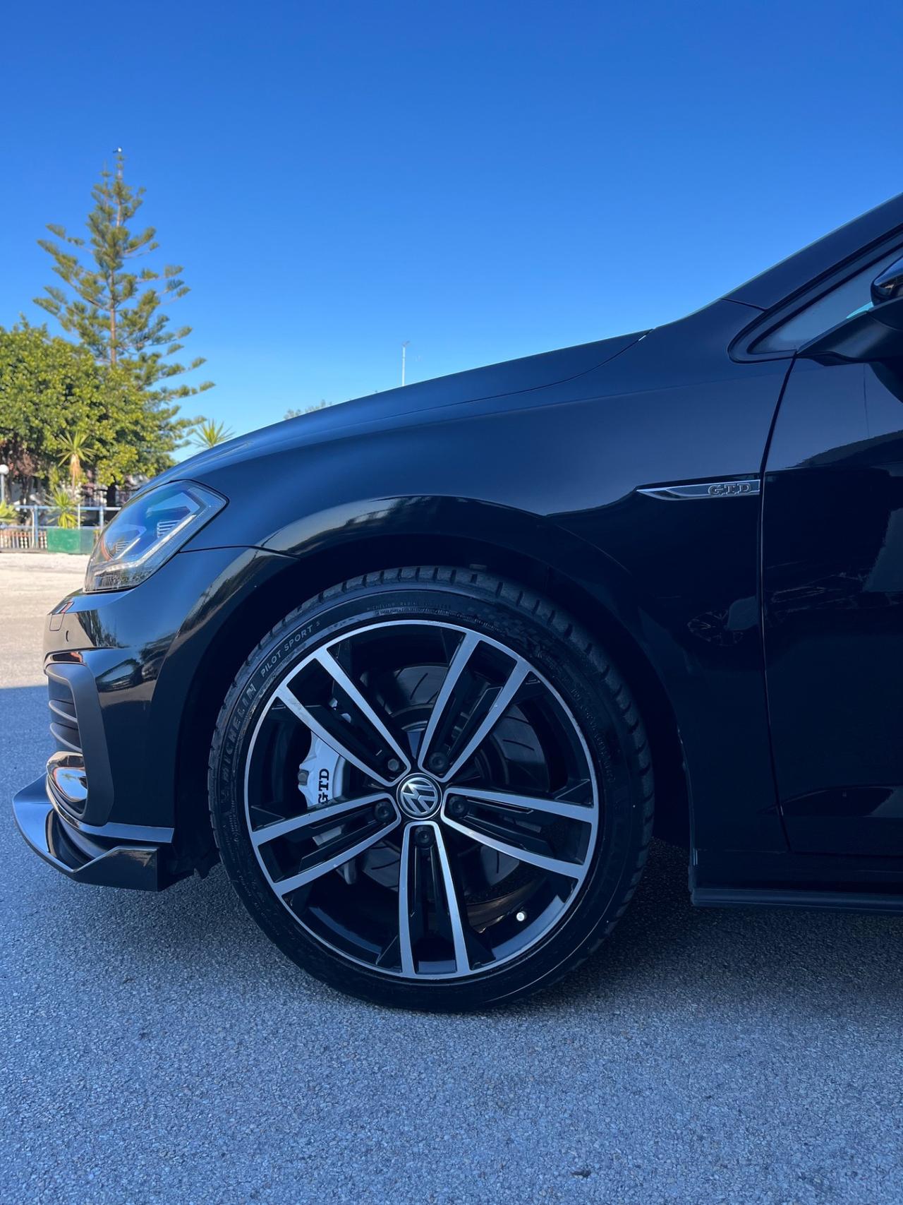 Volkswagen Golf GTD 2.0 TDI 5p. BlueMotion Technology