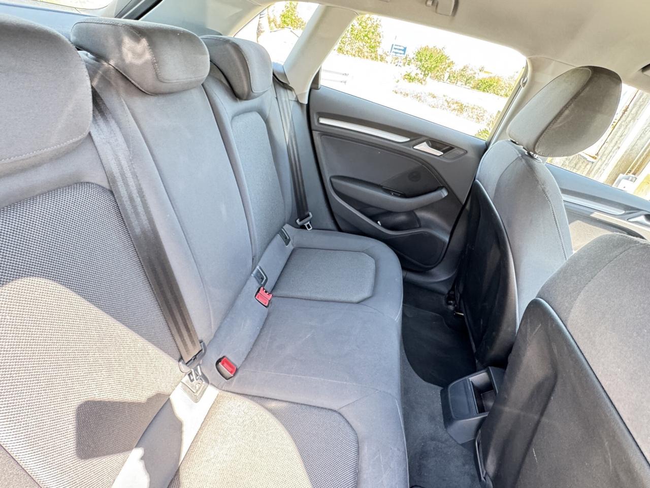 AUDI A3 SPORTBACK 1.6TDI ADATTA NEOPATENTATI