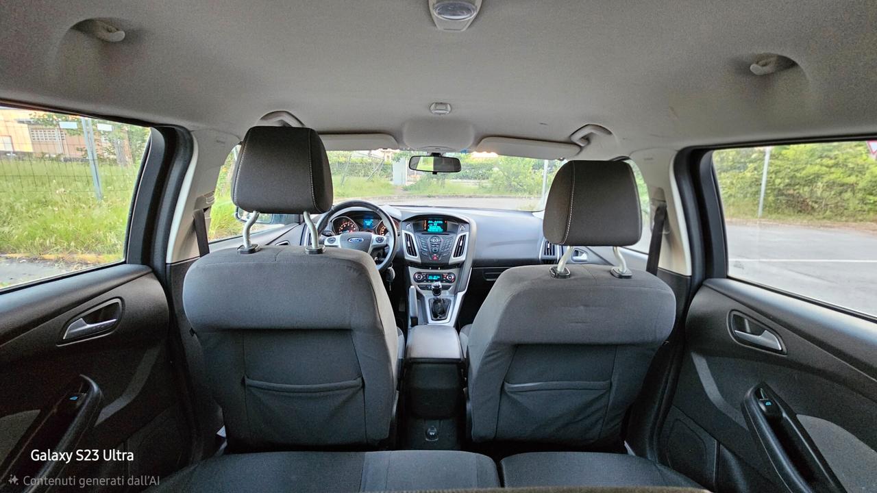 Ford Focus Gpl se garantita 12 mesi ok neopatentati
