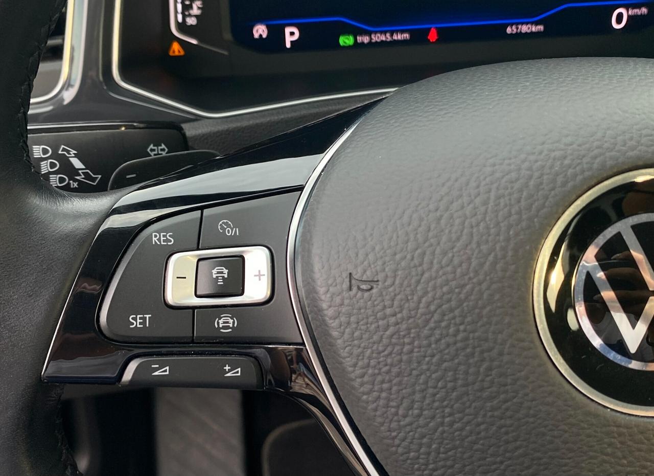 Volkswagen T-Roc Advanced 2.0 TDI 150CV DSG 4motion