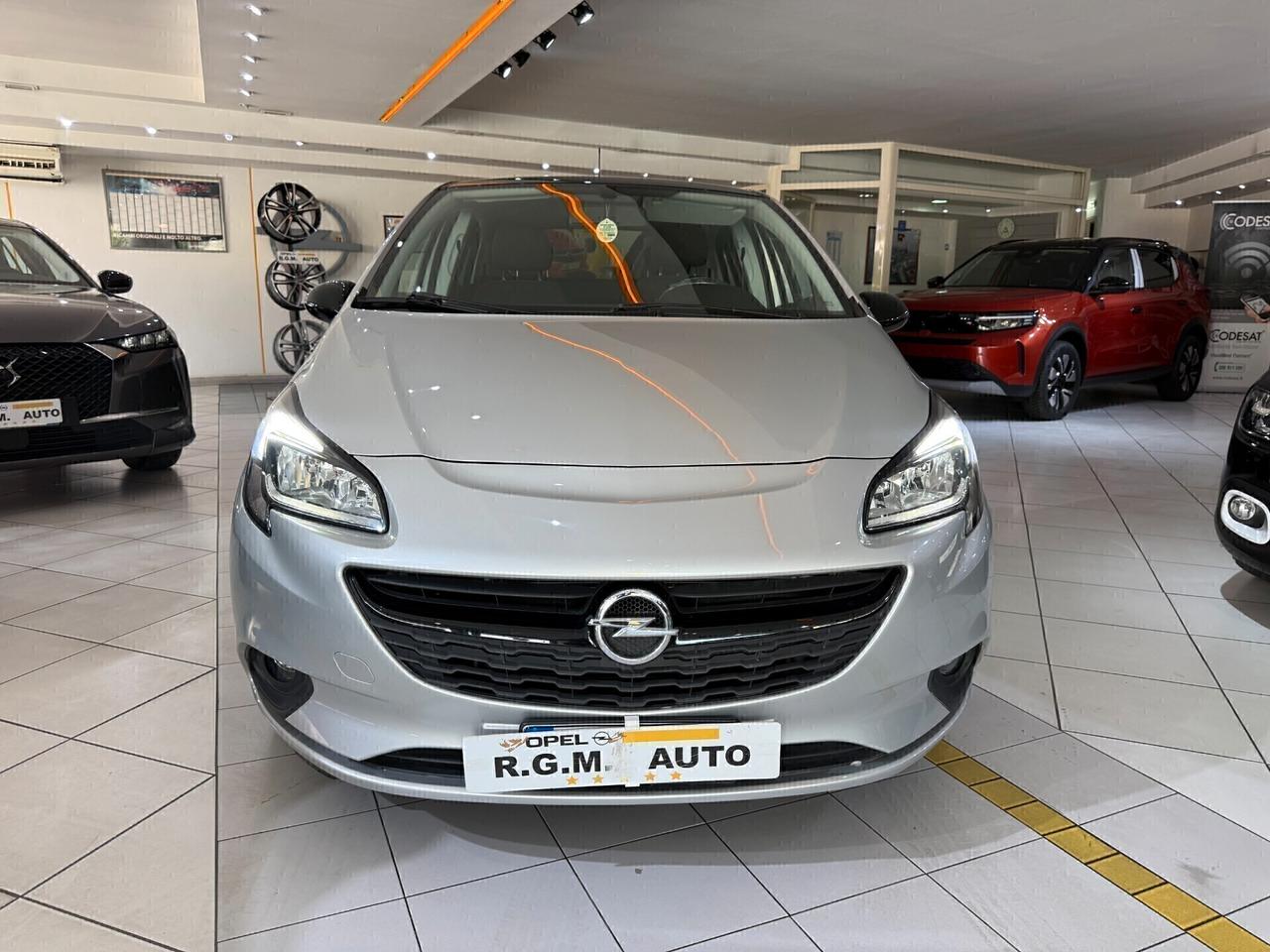 Opel Corsa 1.4 5 porte Innovation KM 81826