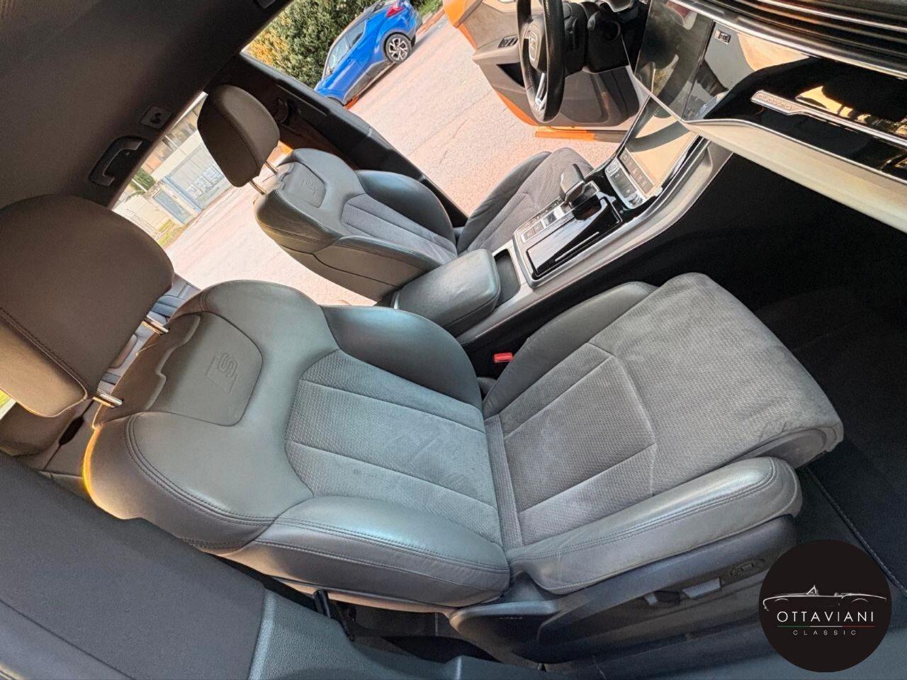 Audi Q8 S-line unipro full book service Audi