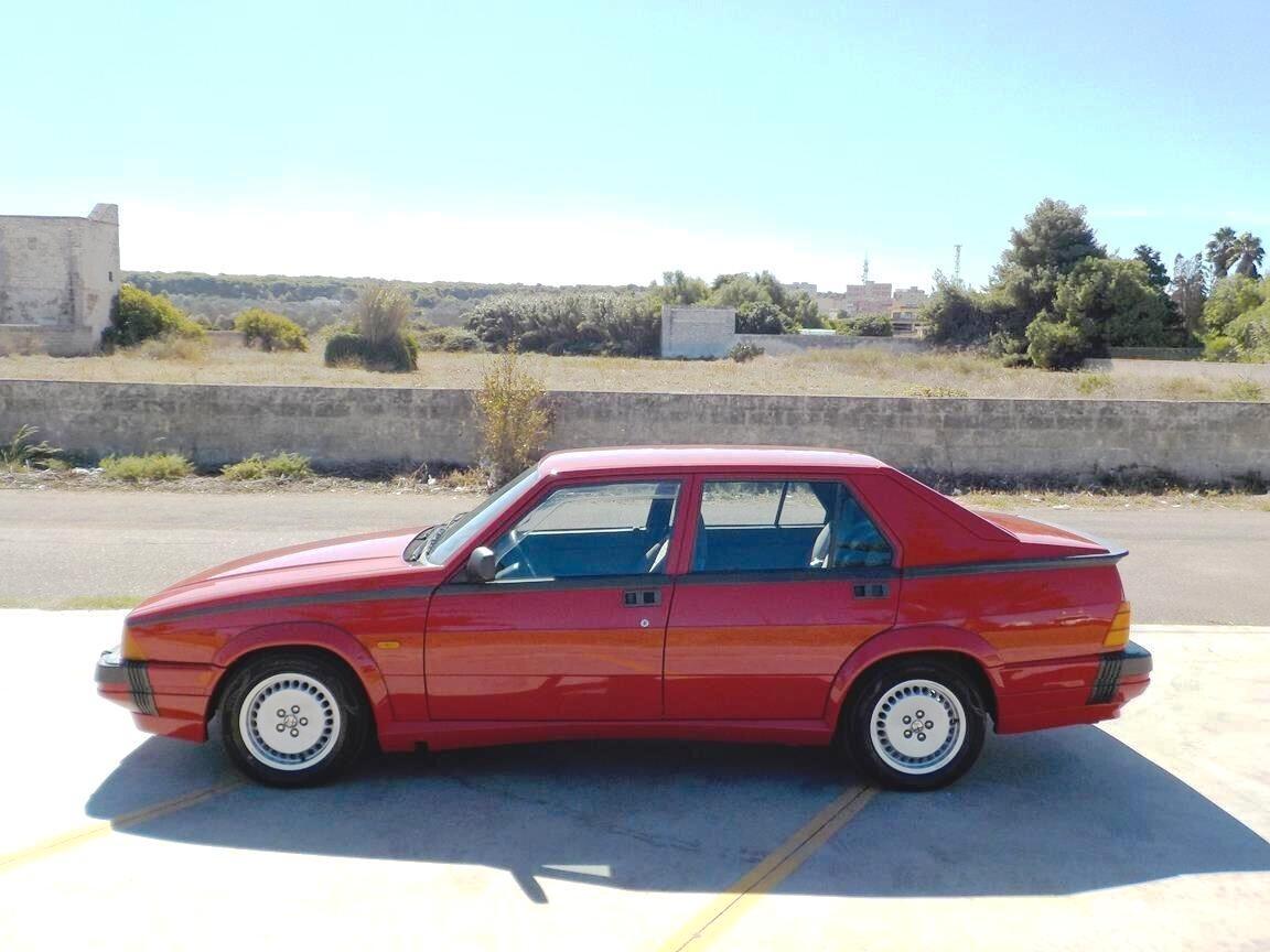 Alfa Romeo 75 1.8i turbo America