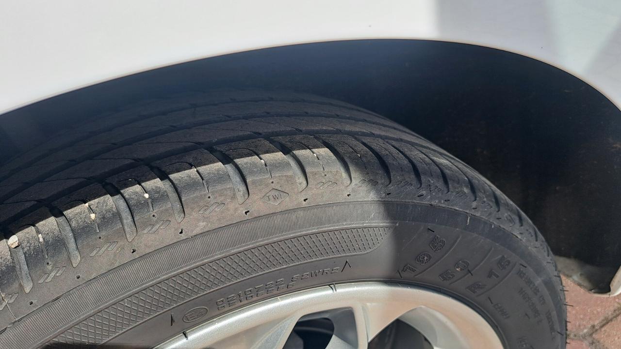 Ford Fiesta 1.4 TDCi 70CV 5p. Titanium OK NEO PATENTATI