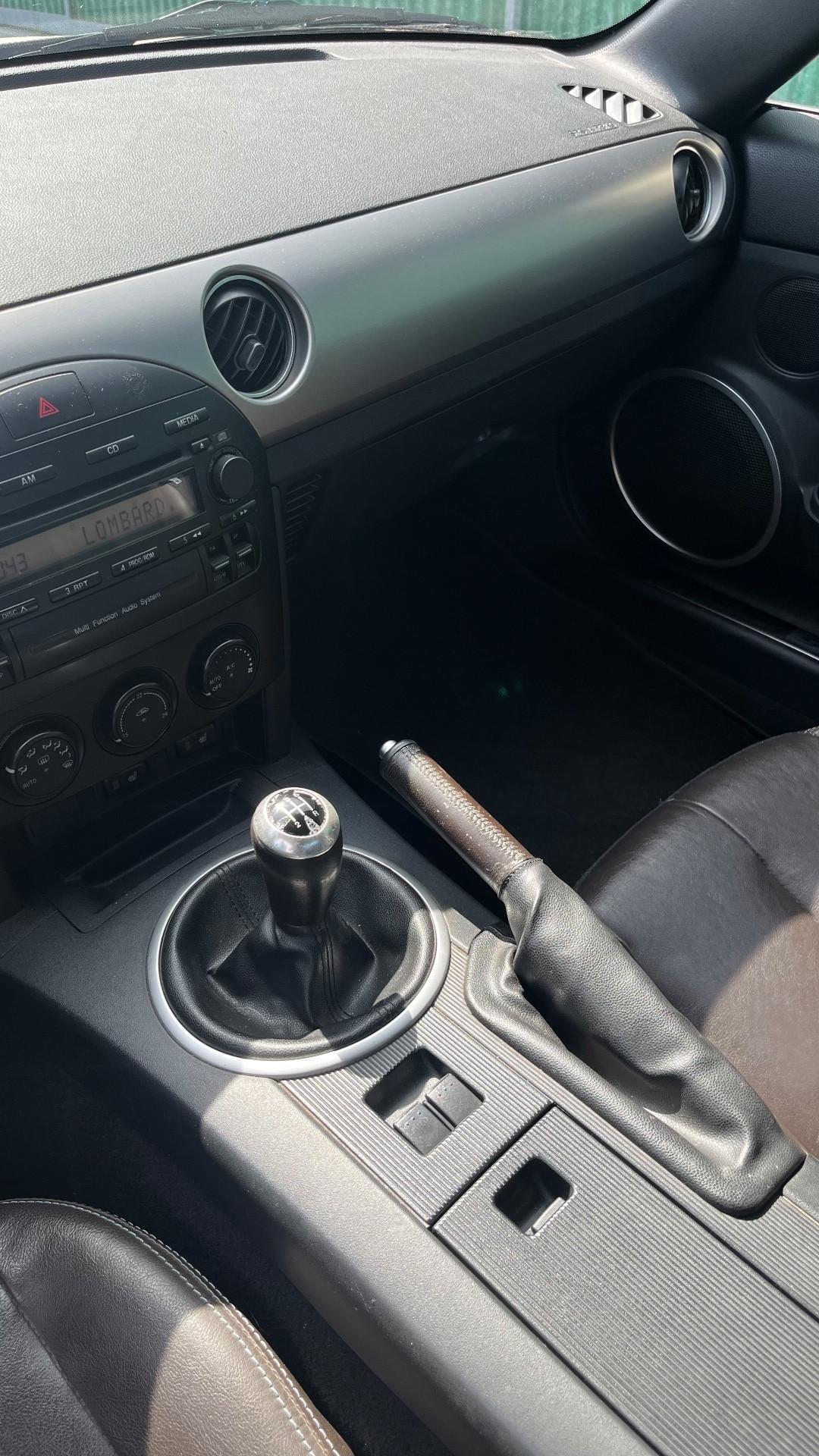 Mazda MX-5 Roadster Coupé 1.8L 16V Niseko