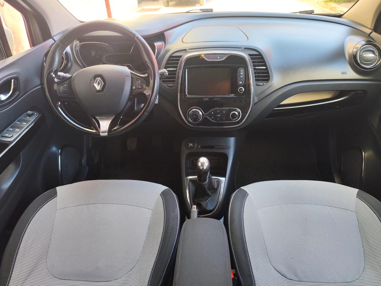 Renault Captur 1.5 dCi 8V 90 CV *GANCIO DI TRAINO*